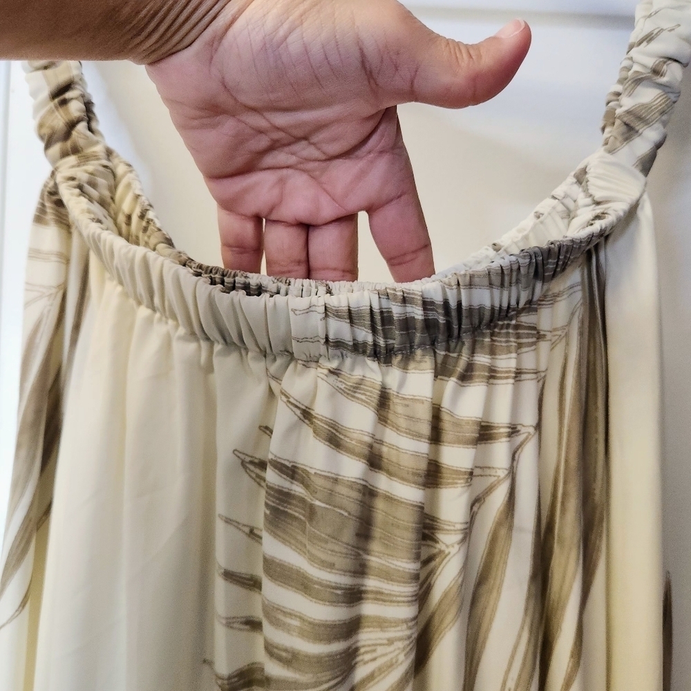 BB Dakota by Steve Madden Cream And Grey Palm Down Maxi Dress Size S - Picture 9 of 16